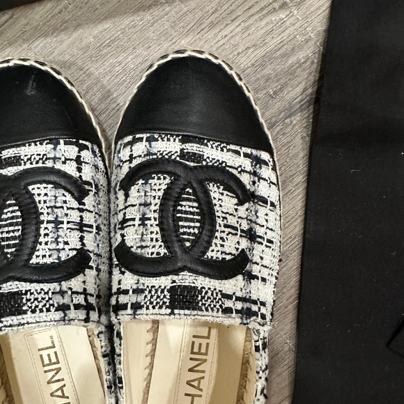 Chanel Espadrille EU36 - Picture 6 of 10